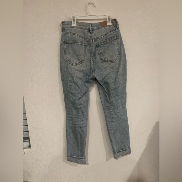 Light washed Blue Pac Sun jeans 😋😋 - Picture 2 of 2